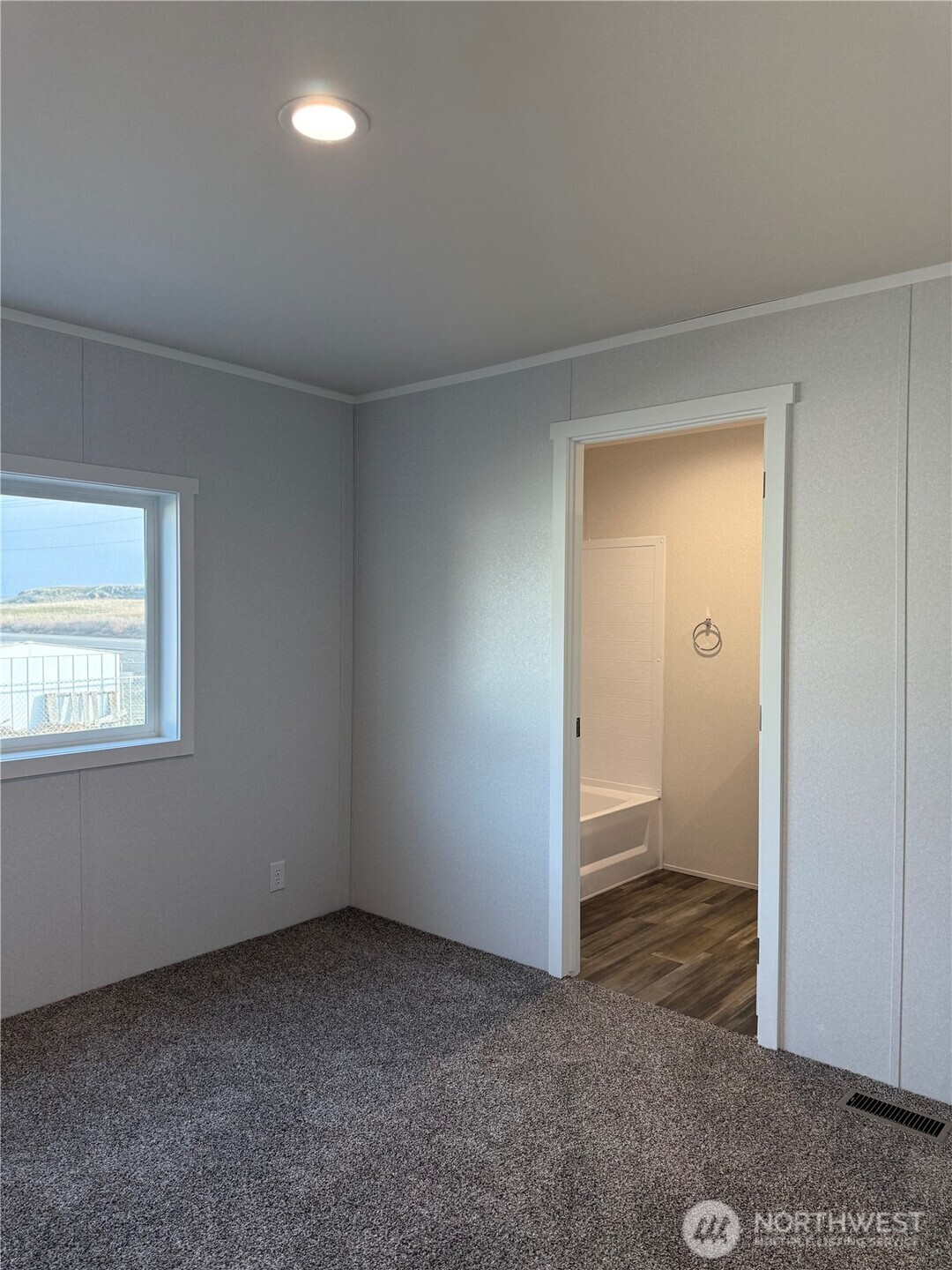 200 W Hawthorne Street Connell WA 99326
