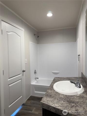 200 W Hawthorne Street Connell WA 99326