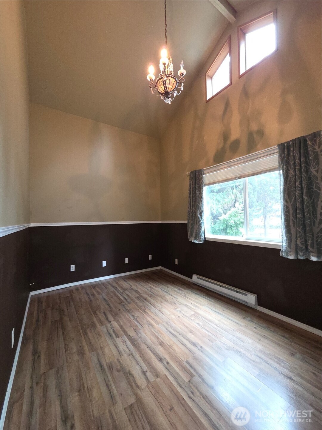 1207 E 121st Street Tacoma WA 98445