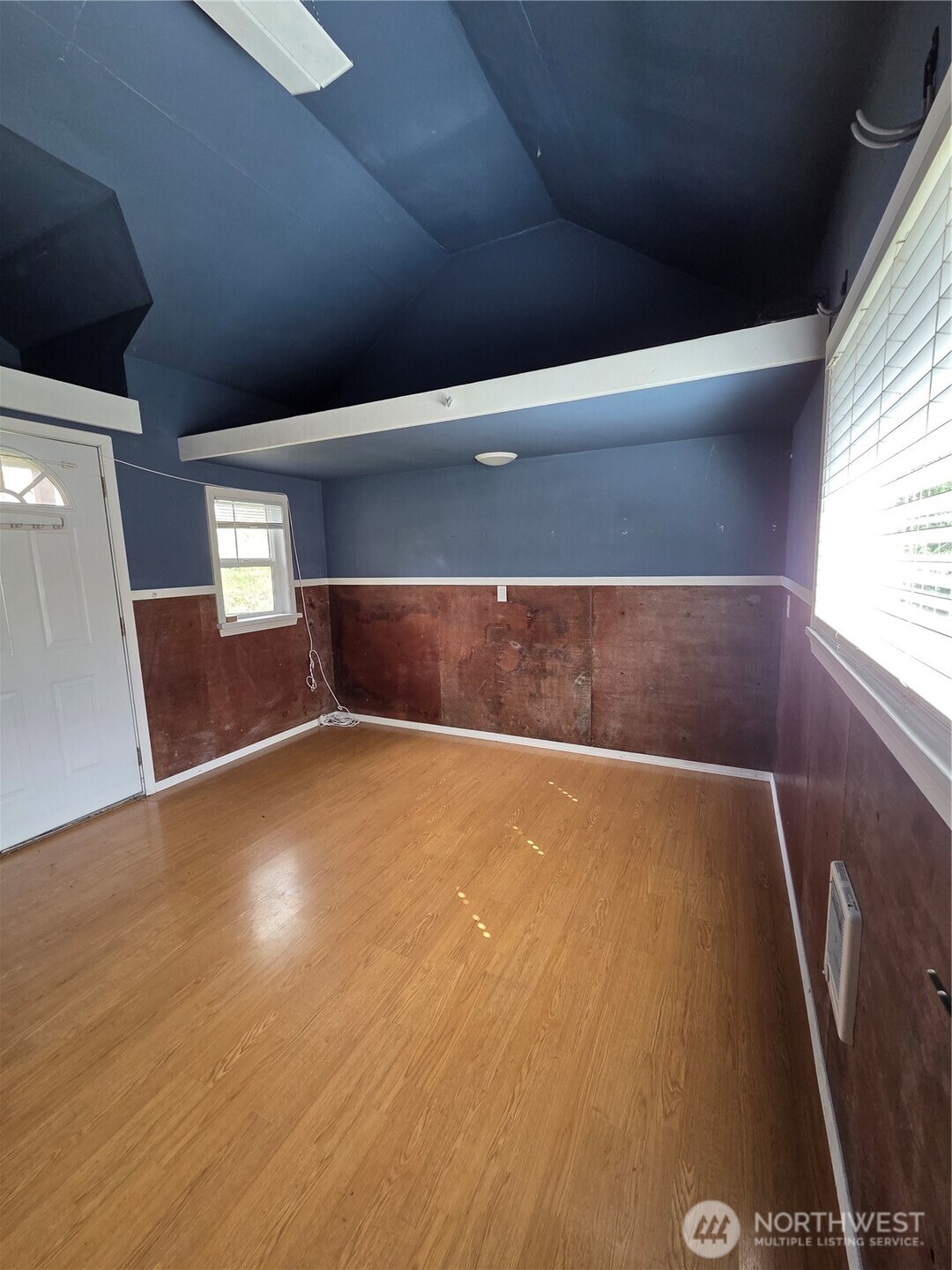 1207 E 121st Street Tacoma WA 98445