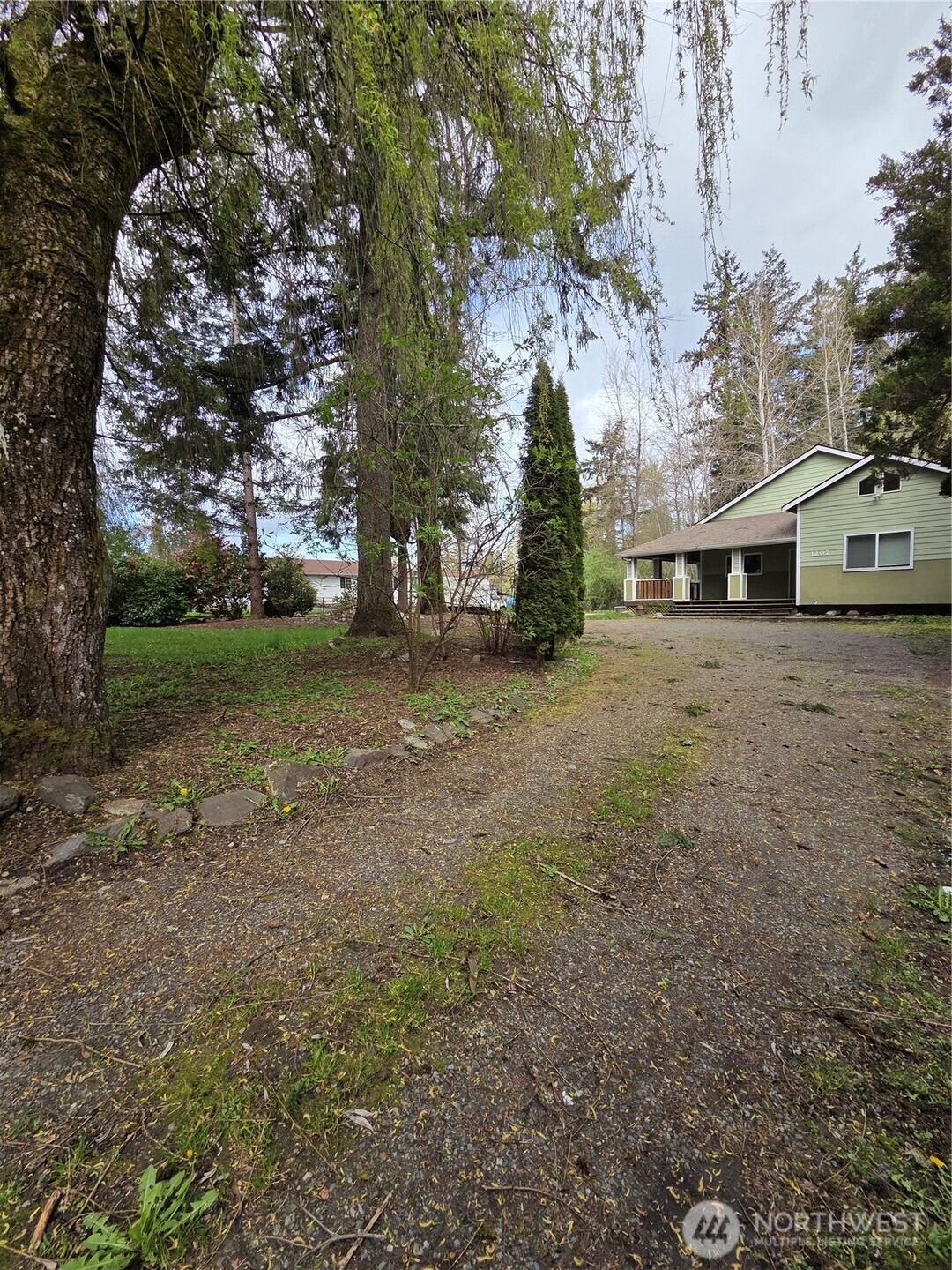 1207 E 121st Street Tacoma WA 98445