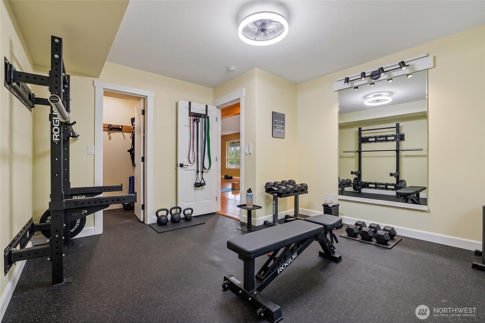 709 22nd Street SW Puyallup WA 98371