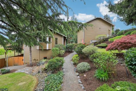 709 22nd Street SW Puyallup WA 98371
