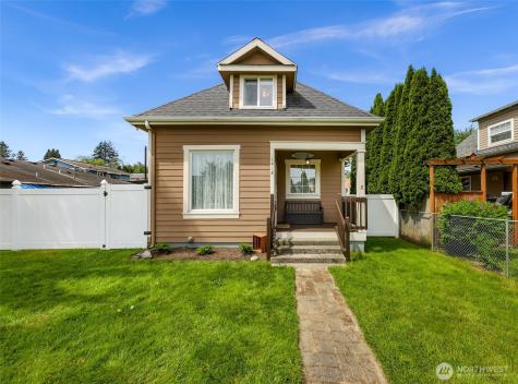 1418 Maple Street Everett WA 98201