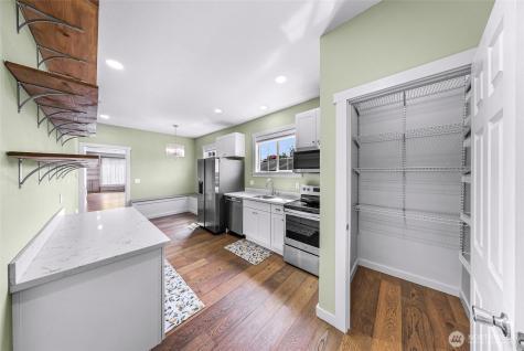 1418 Maple Street Everett WA 98201
