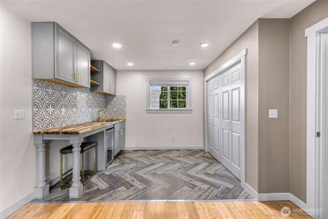 1418 Maple Street Everett WA 98201