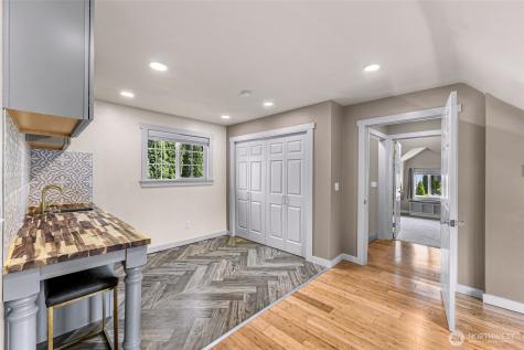 1418 Maple Street Everett WA 98201