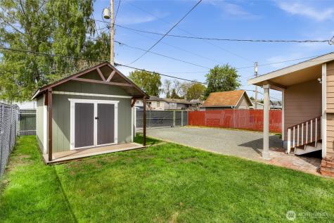 1418 Maple Street Everett WA 98201