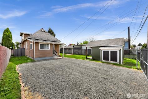 1418 Maple Street Everett WA 98201