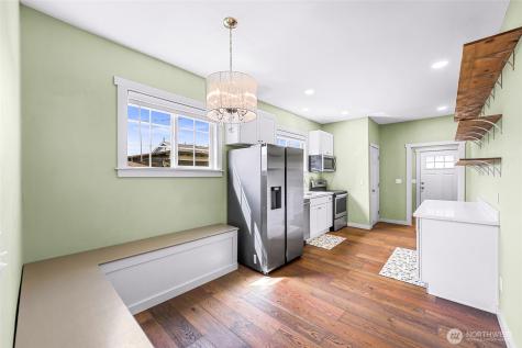 1418 Maple Street Everett WA 98201