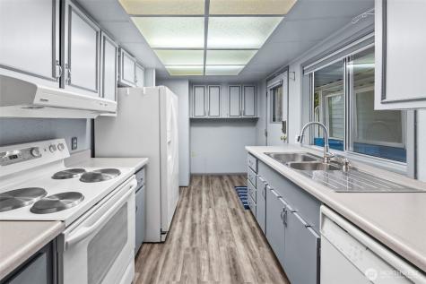 1251 SE Carl Pickle Drive Port Orchard WA 98366