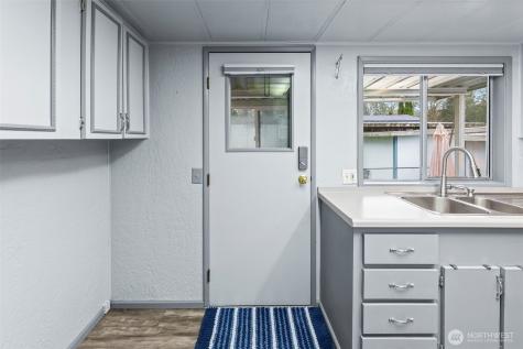 1251 SE Carl Pickle Drive Port Orchard WA 98366