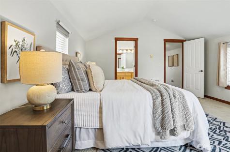 2447 NW 62nd Street Seattle WA 98107