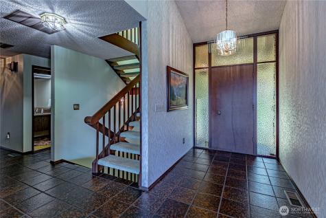 8926 51st Street W University Place WA 98467