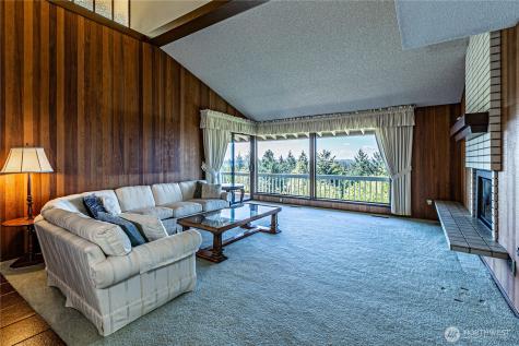 8926 51st Street W University Place WA 98467