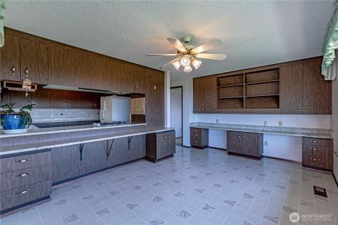 8926 51st Street W University Place WA 98467