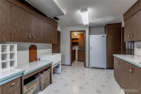 8926 51st Street W University Place WA 98467