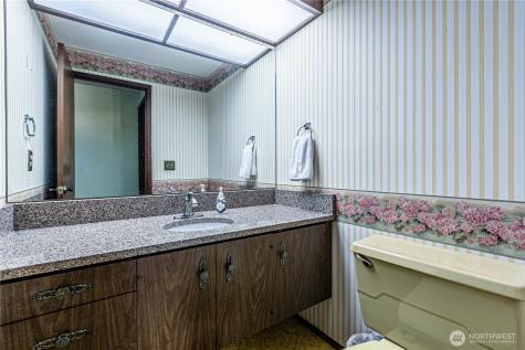 8926 51st Street W University Place WA 98467