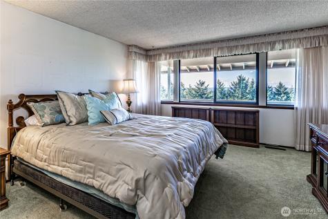 8926 51st Street W University Place WA 98467