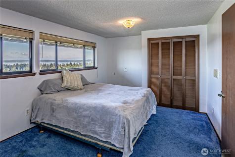 8926 51st Street W University Place WA 98467