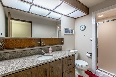 8926 51st Street W University Place WA 98467