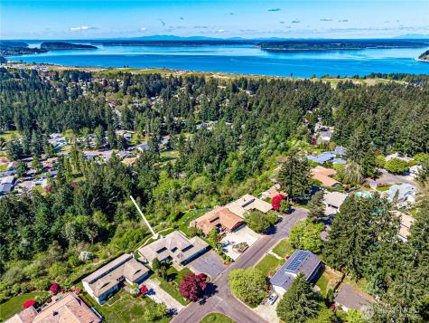 8926 51st Street W University Place WA 98467