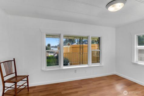 25739 135th Avenue SE Kent WA 98042