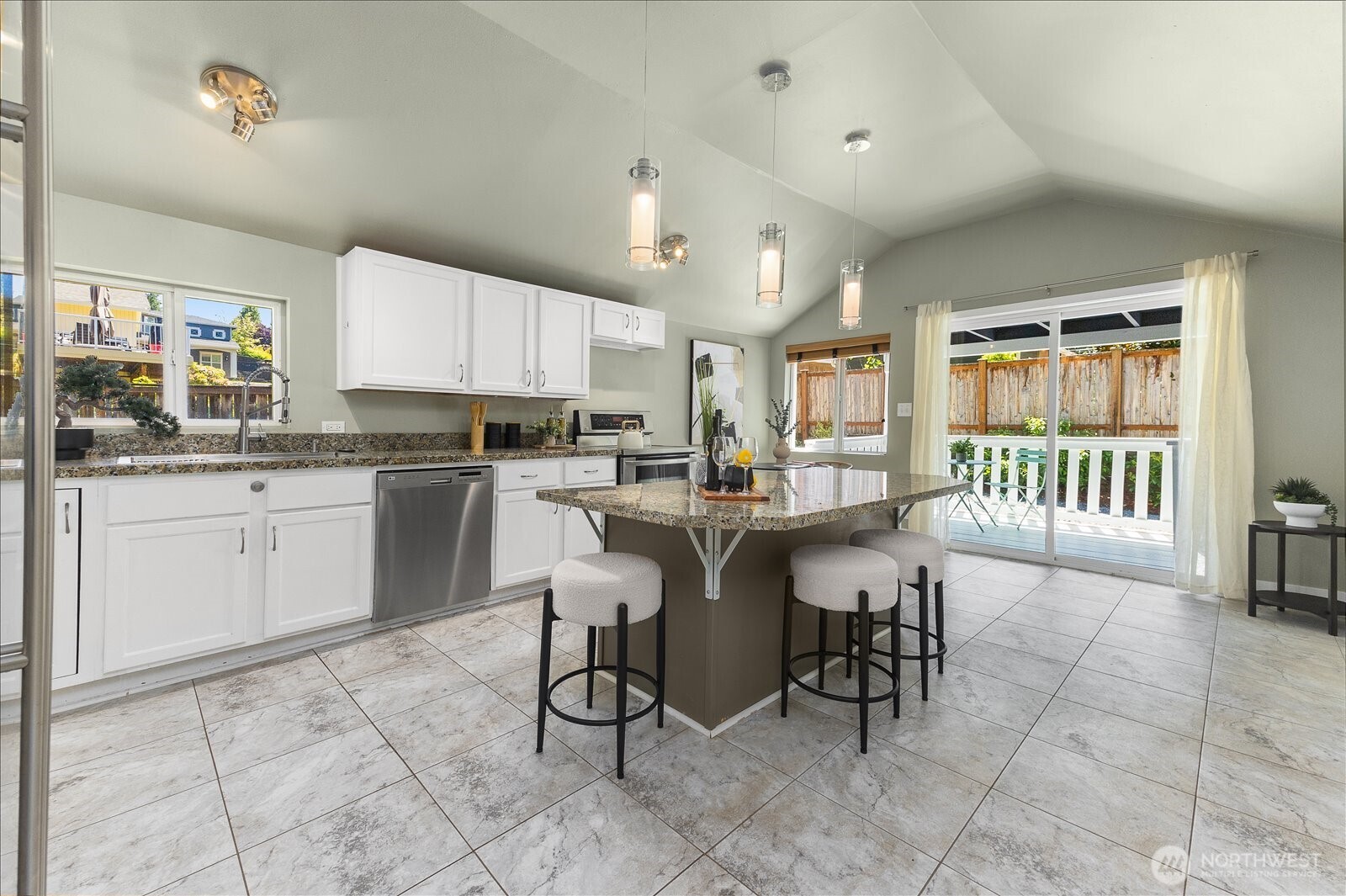 22320 93rd Place W Edmonds WA 98020