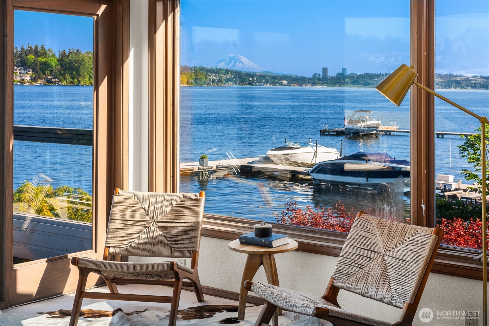 8503 NE Juanita Drive Kirkland WA 98034
