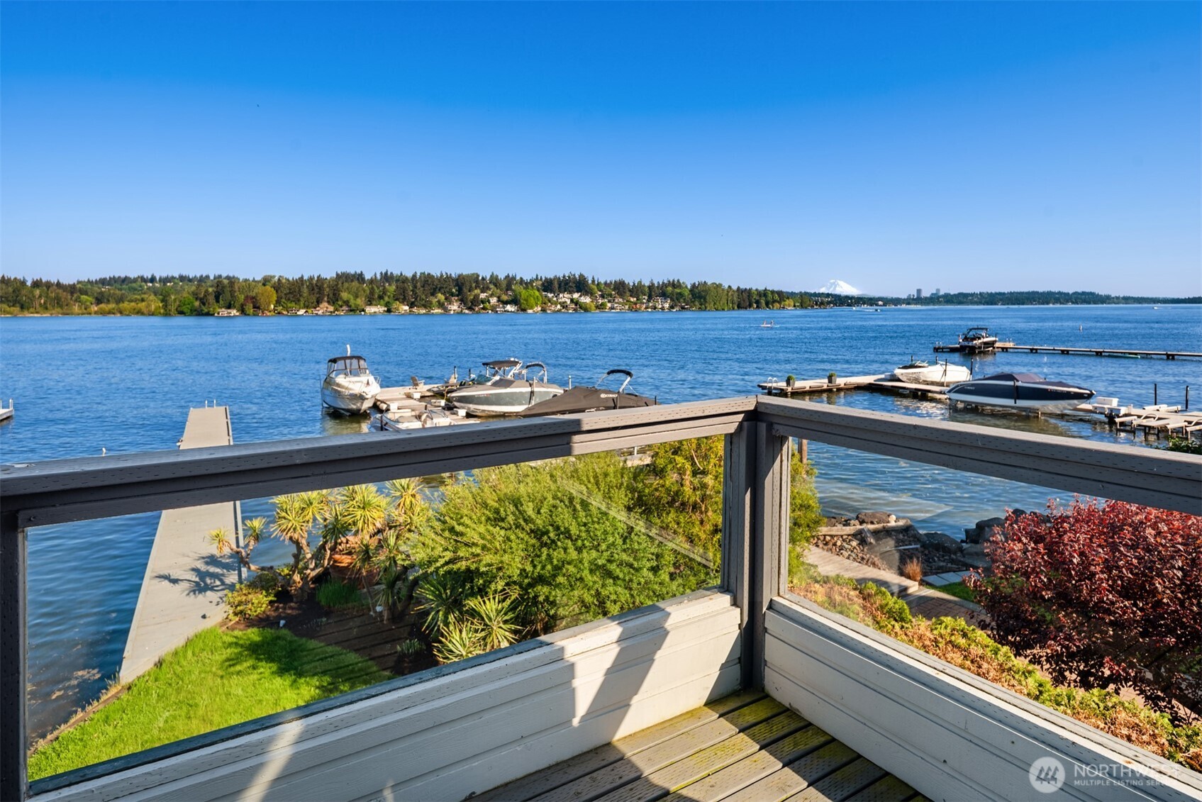8503 NE Juanita Drive Kirkland WA 98034