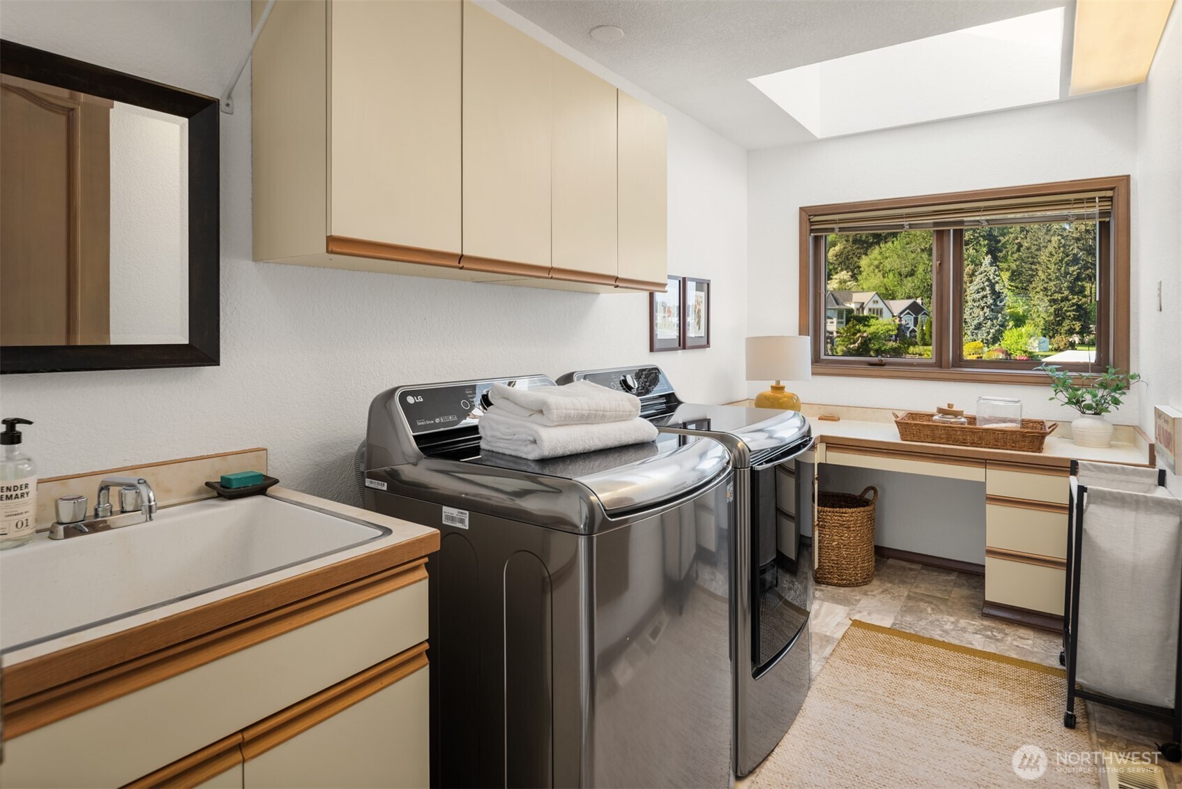 8503 NE Juanita Drive Kirkland WA 98034