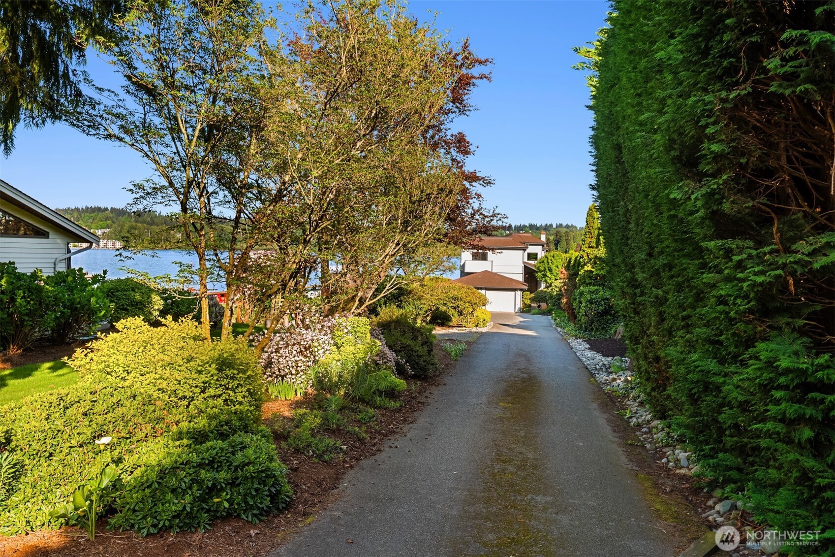 8503 NE Juanita Drive Kirkland WA 98034