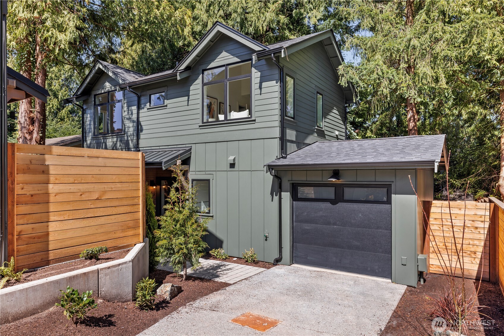 3022 NE 95th Seattle WA 98115