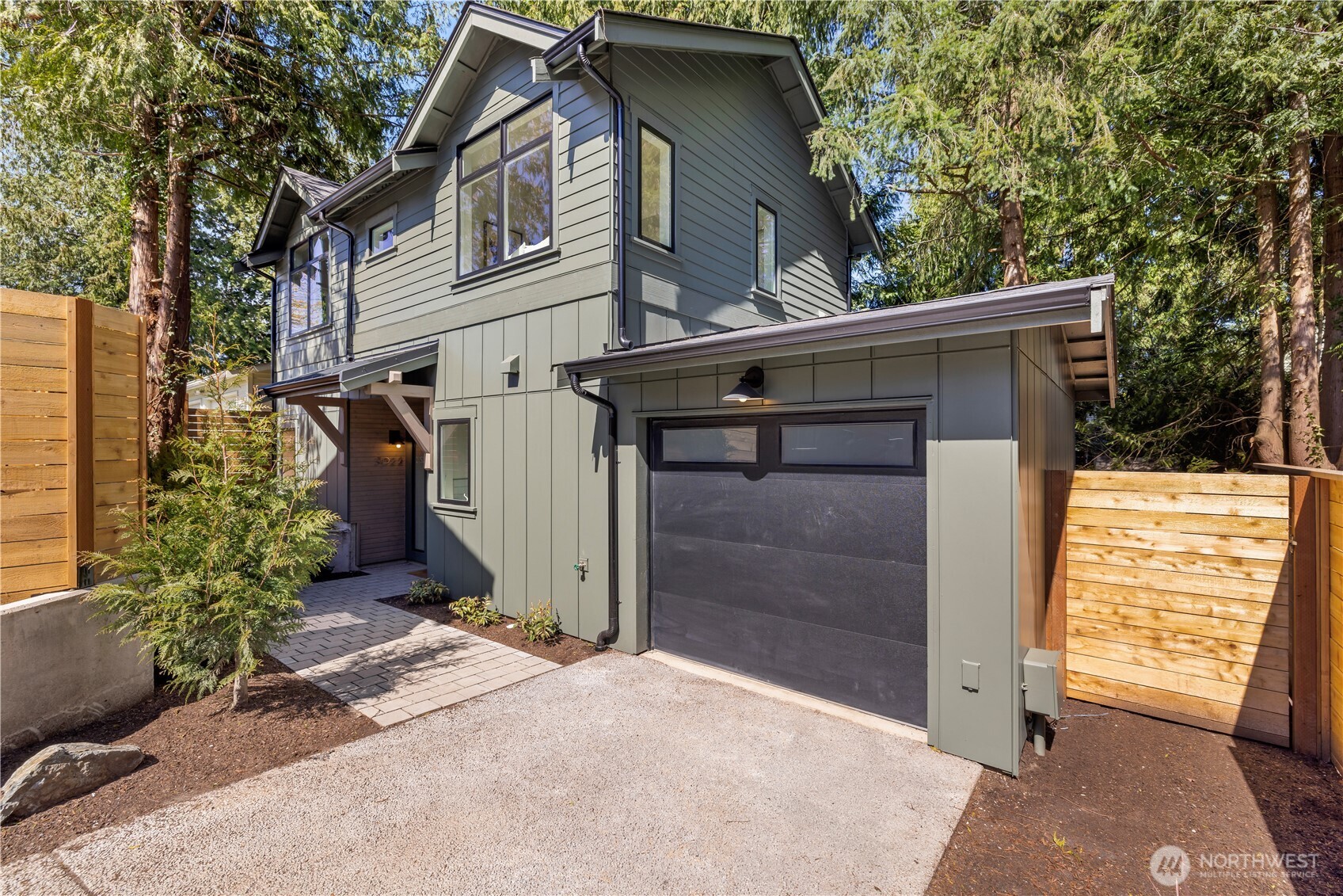3022 NE 95th Seattle WA 98115