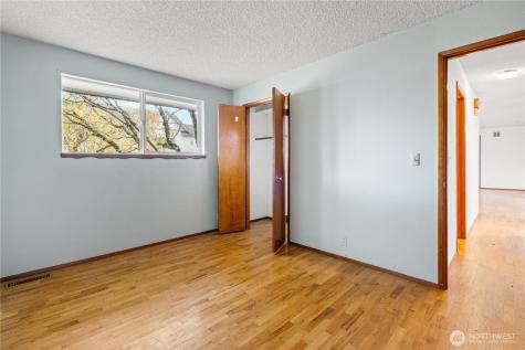 9139 Burnett Road SE Yelm WA 98597