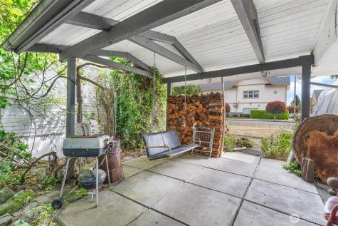 9139 Burnett Road SE Yelm WA 98597