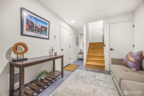 8547 Evanston Avenue N Seattle WA 98103
