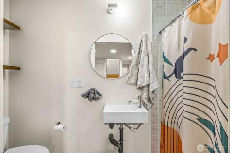 8547 Evanston Avenue N Seattle WA 98103