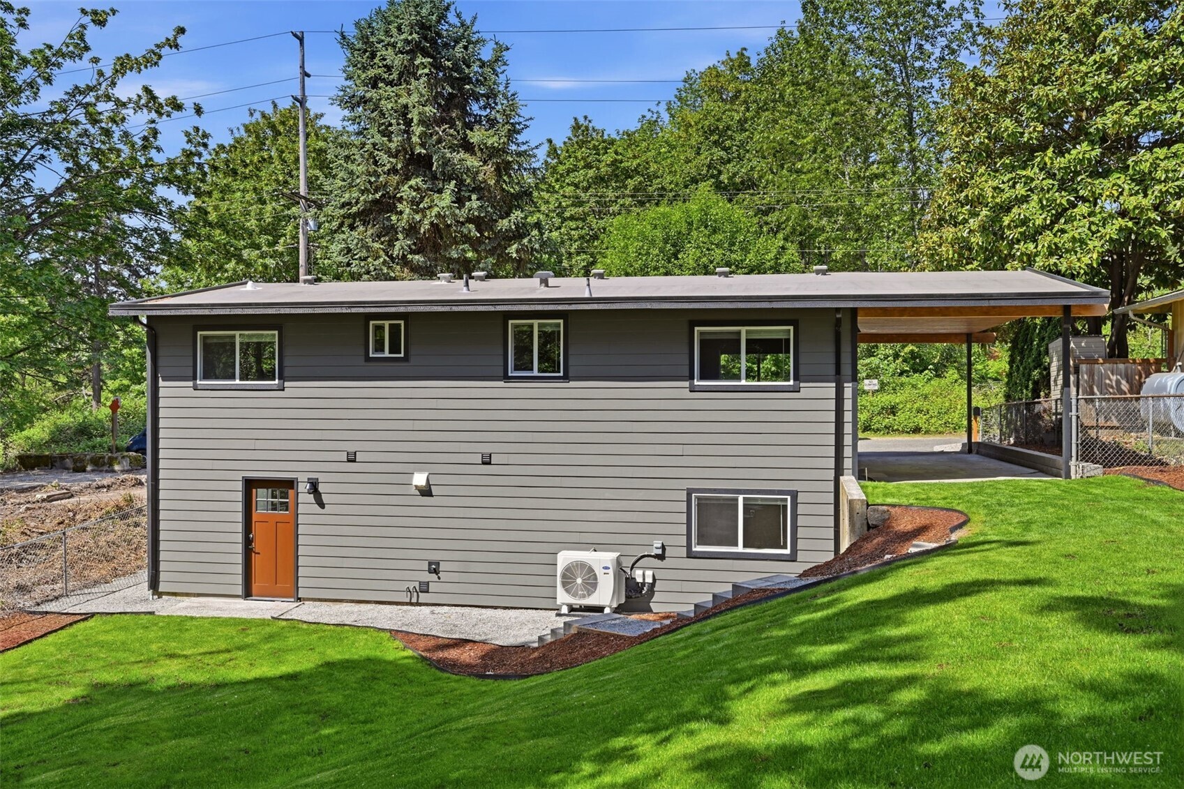 21118 11th Avenue S Des Moines WA 98198