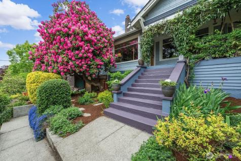 934 30th Avenue Seattle WA 98122