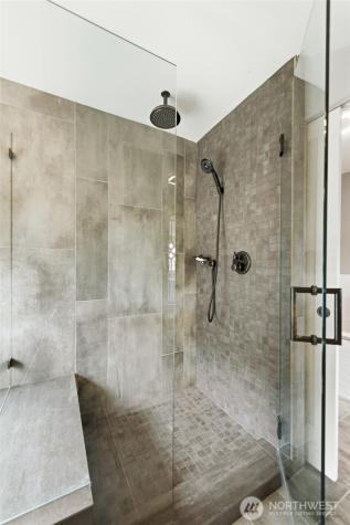 934 30th Avenue Seattle WA 98122