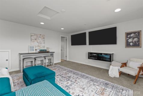 1344 6th Avenue NE Issaquah WA 98029