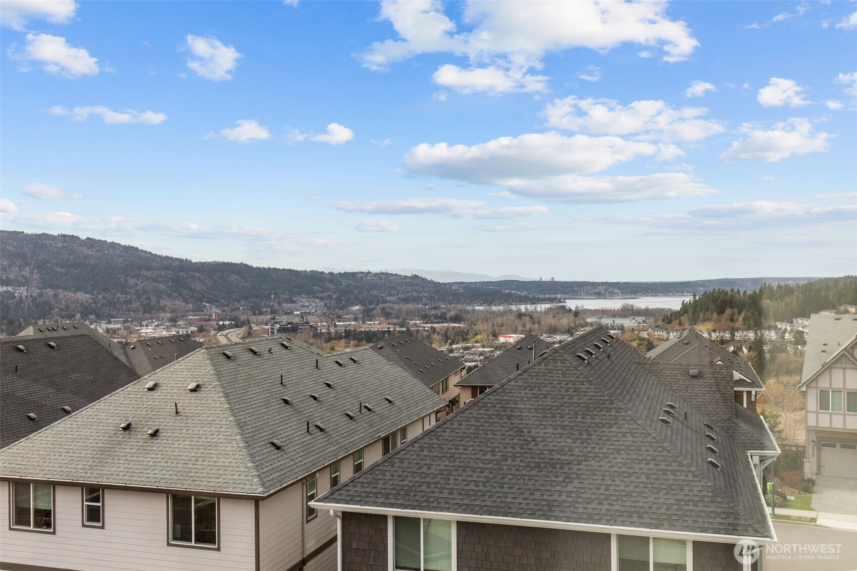 1344 6th Avenue NE Issaquah WA 98029