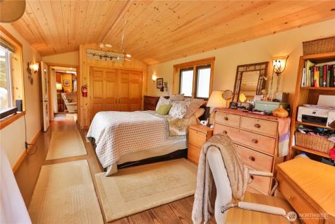 240 Mcfarland Creek Road Methow WA 98834