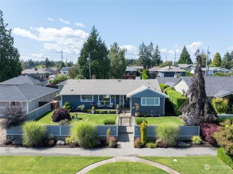 2120 Bennett Tacoma WA 98406