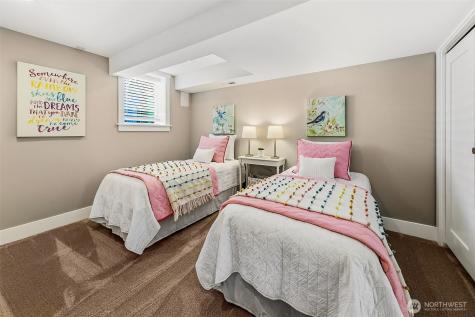 9545 2nd Avenue NW Seattle WA 98117