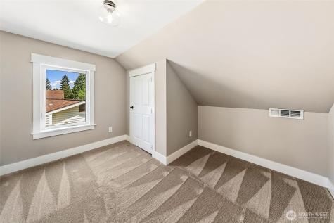 9545 2nd Avenue NW Seattle WA 98117
