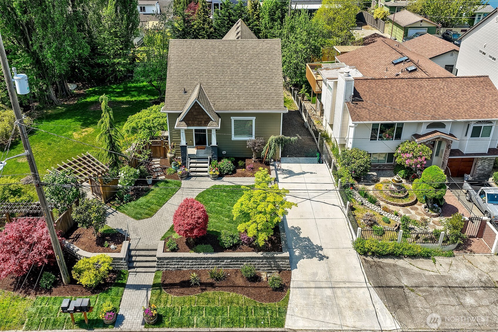9545 2nd Avenue NW Seattle WA 98117