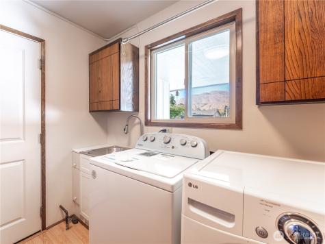 1421 Poplar Avenue Wenatchee WA 98801