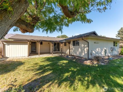1421 Poplar Avenue Wenatchee WA 98801